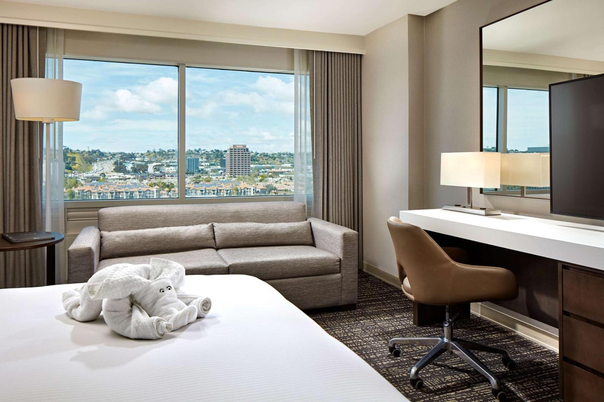 Hilton San Diego Mission Valley Eksteriør billede